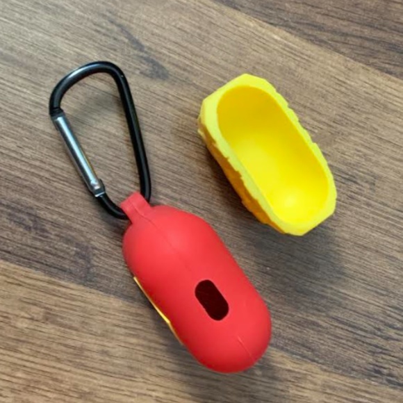 AirPods Headphone Case - Picture 4 of 8